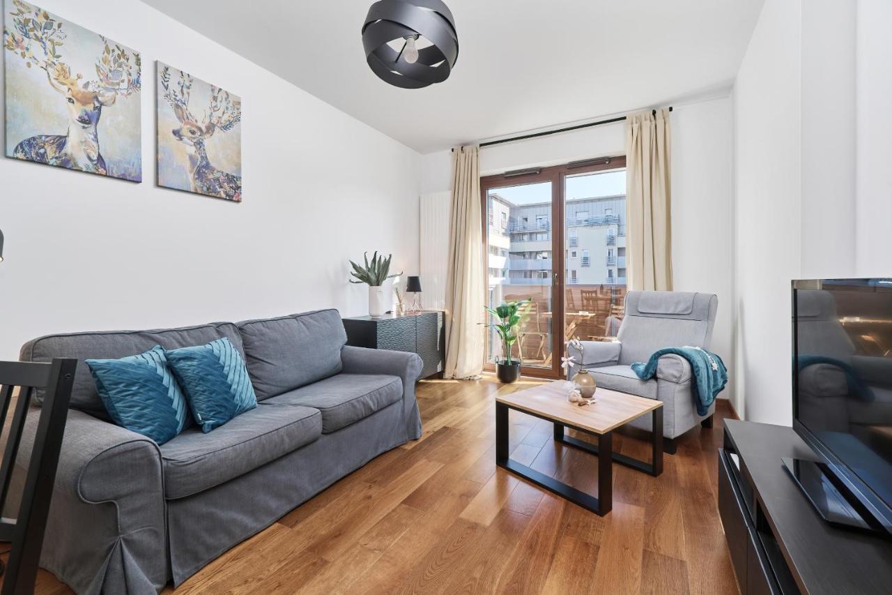 Nowa Teczowa Apartments Promenada Staromiejska By Noclegi Renters ヴロツワフ エクステリア 写真