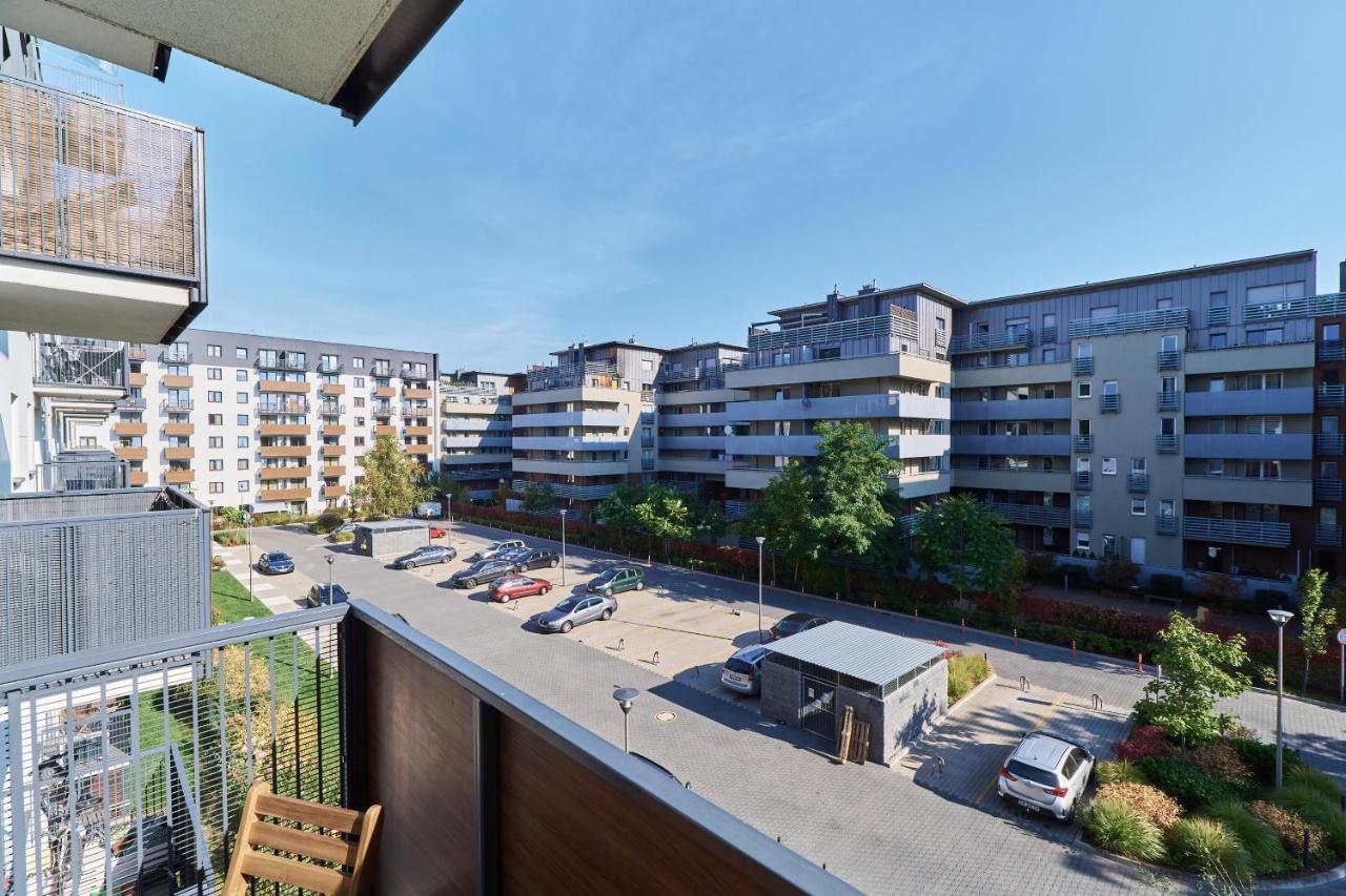 Nowa Teczowa Apartments Promenada Staromiejska By Noclegi Renters ヴロツワフ エクステリア 写真